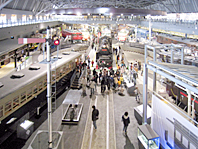 ��{�@�S��������